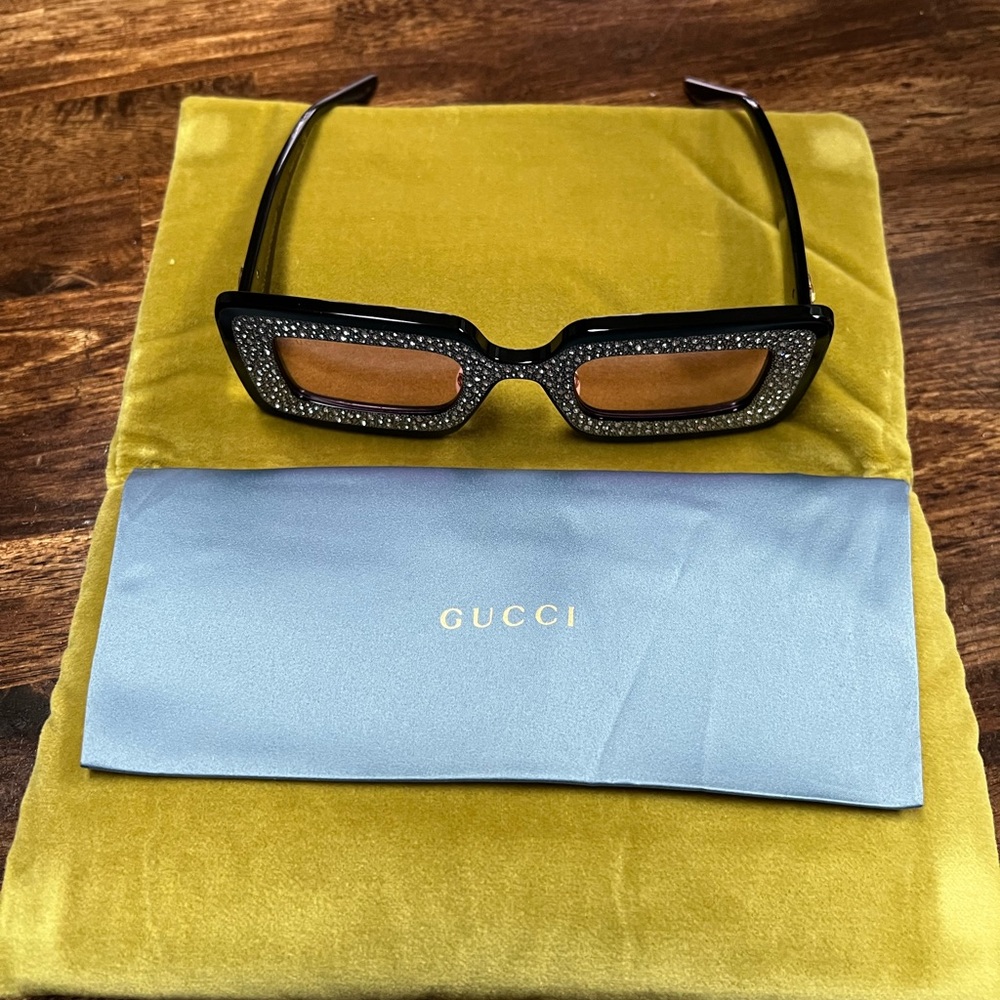 🔥🔥GUCCI🔥🔥 
49mm Special Edition Crystal
Square Sunglasses - Picture 5 of 10